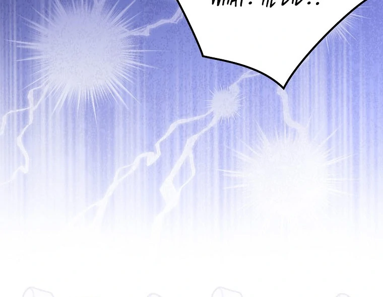 Read baby snow leopard of the black leopard family Manga Online